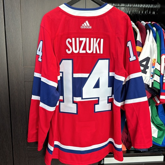 Nick Suzuki Montreal Canadiens adidas Home Primegreen Authentic Jersey - Red - Picture 6 of 7